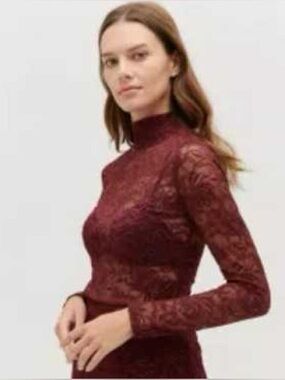 NWT Hill House Home Pia long sleeve lace top in rich plum stretch lace